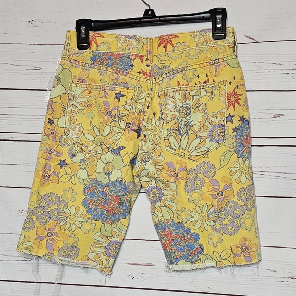 Free People Alani Floral Yellow Denim Cut Off Shorts - Picture 2 of 12